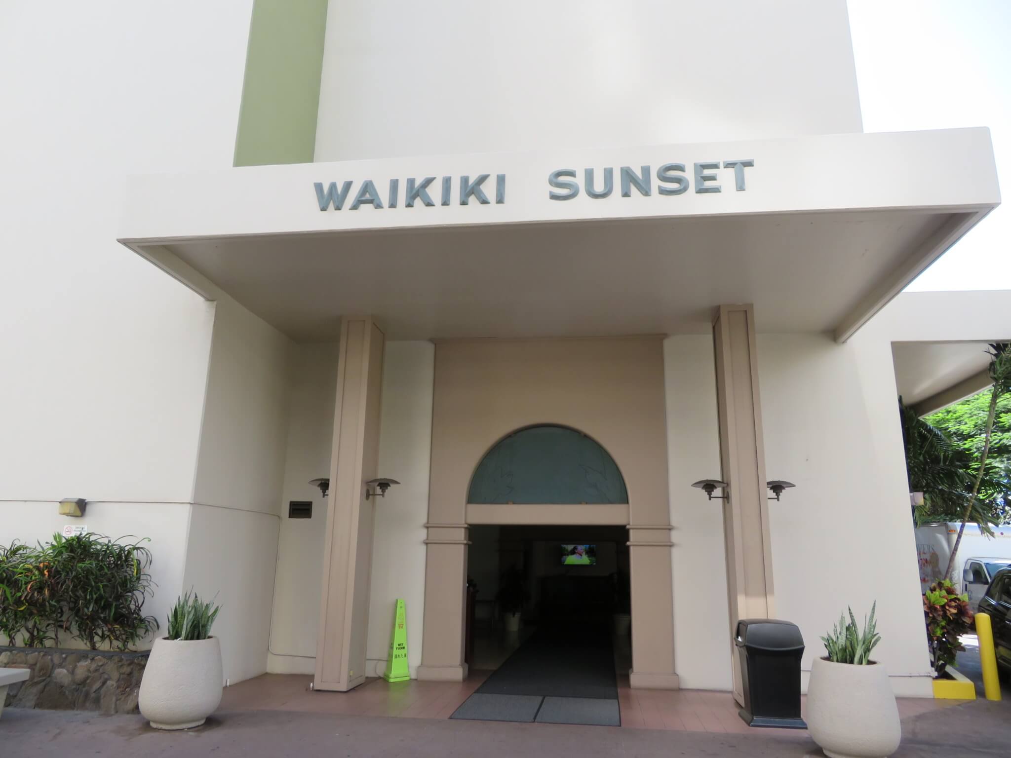 ワイキキ・サンセット / Waikiki Sunset