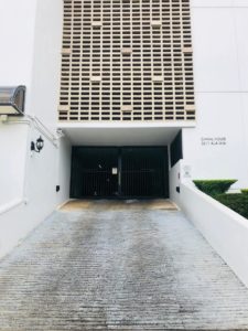 Canal Houseの駐車場
