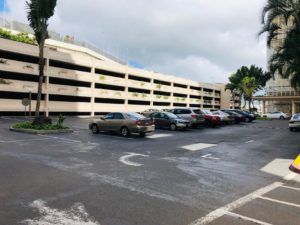 500 Ala Wai Plazaの駐車場