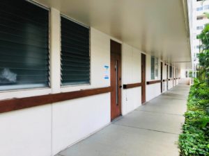 500 Ala Wai Plazaの外観