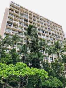 500 Ala Wai Plazaの外観