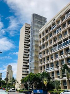 500 Ala Wai Plazaの外観