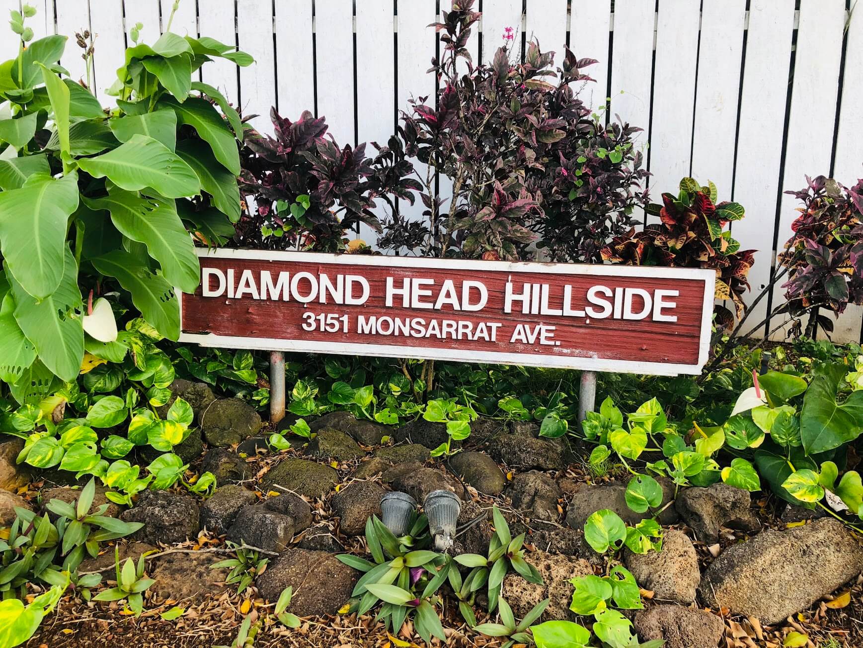 Diamond Head Hillsideの看板