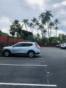 Diamond Head Hillsideの駐車場