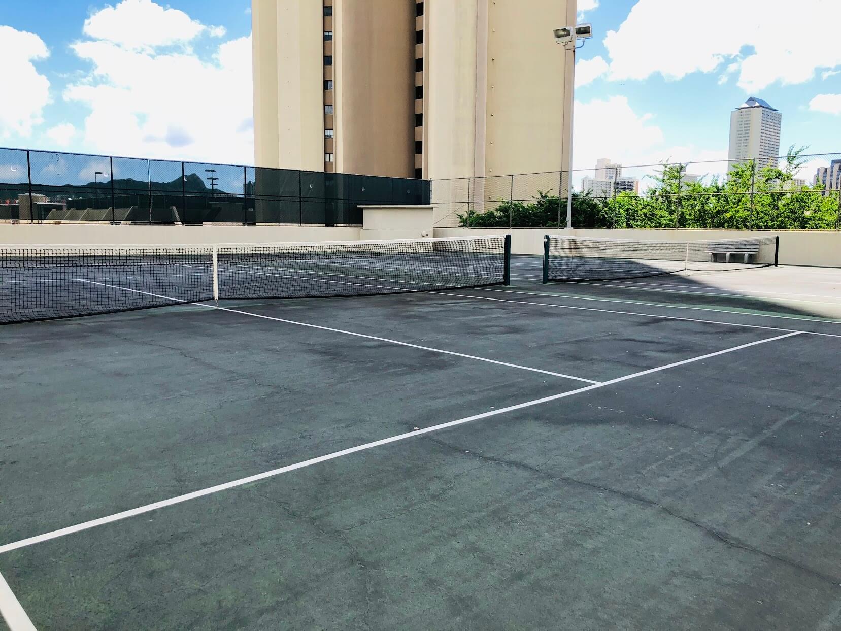 Iolani Court Plazaのテニス