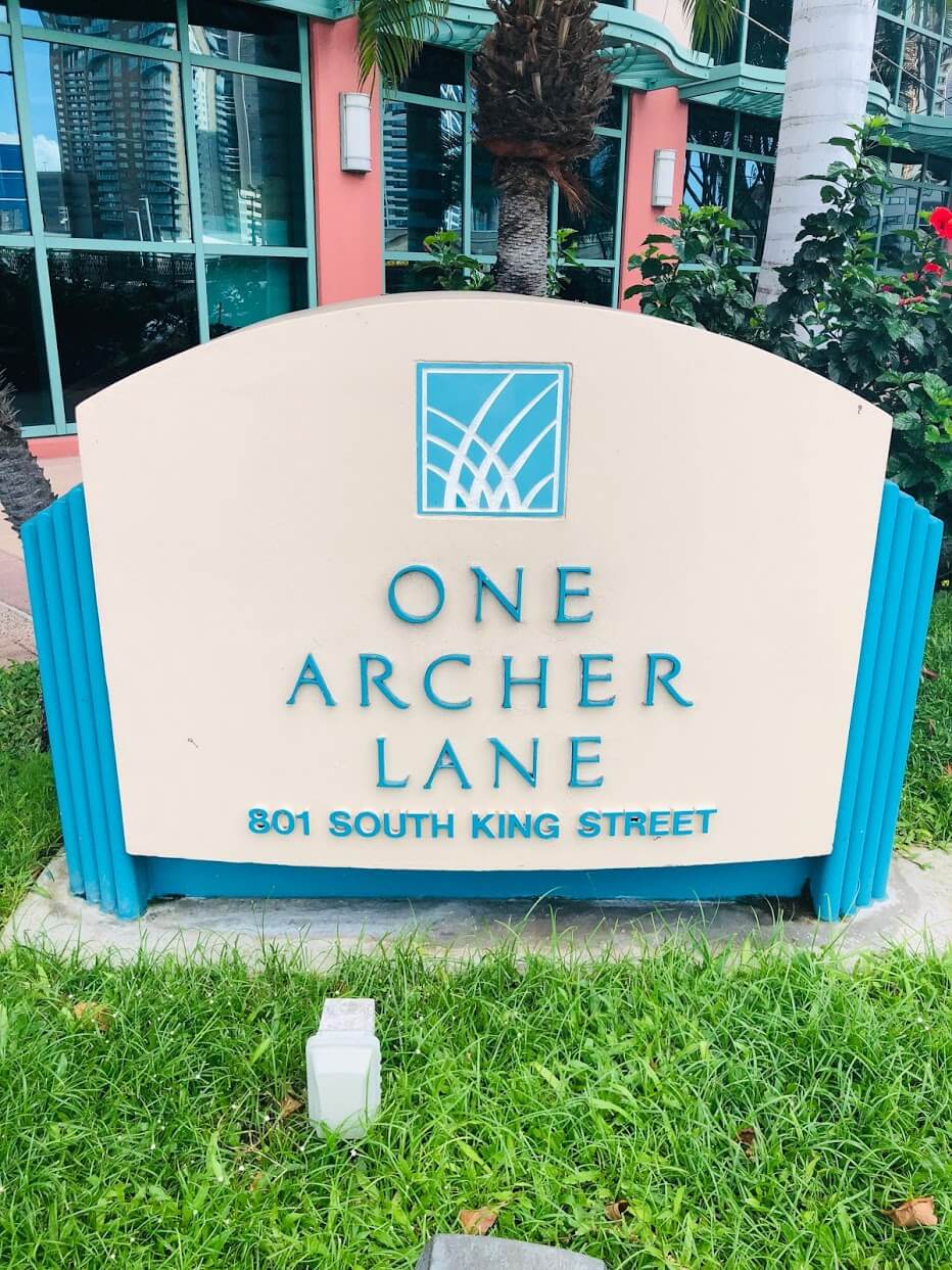 One Archer Laneの看板