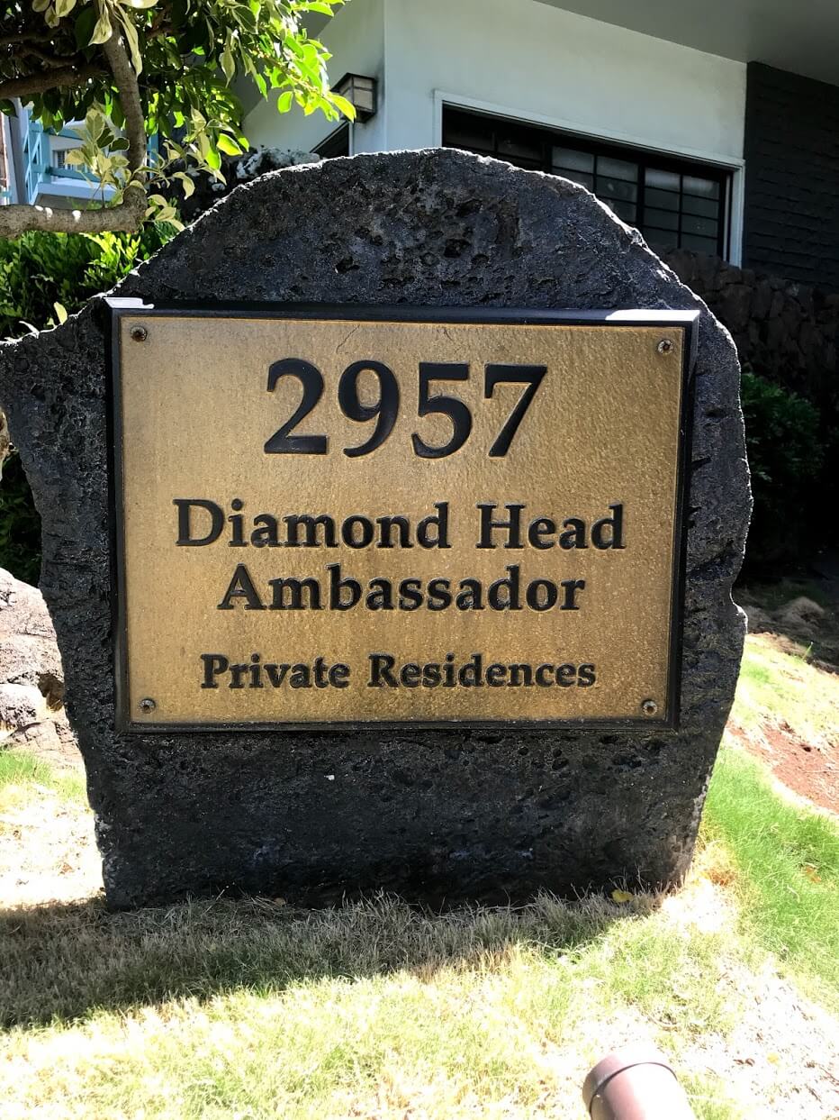 Diamond Head Vistaの看板