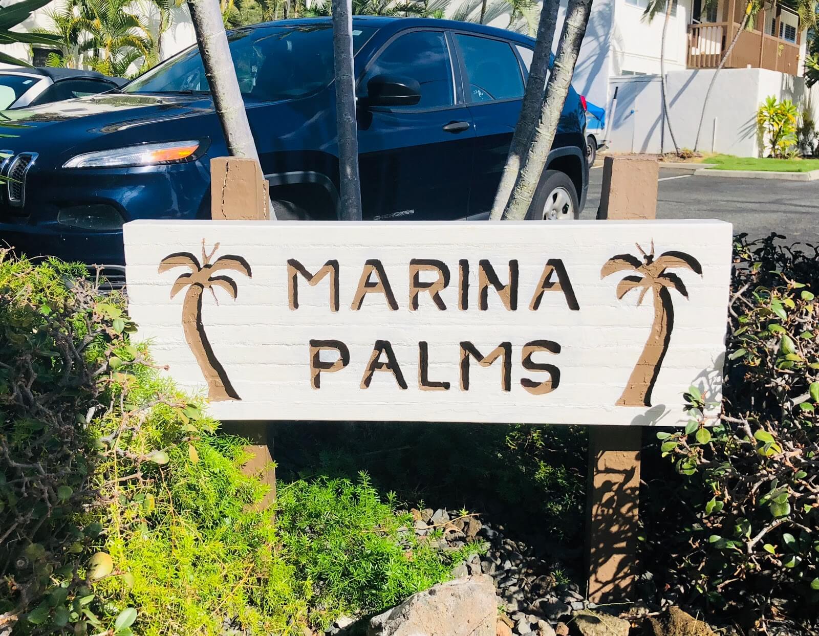 Marina Palmsの看板