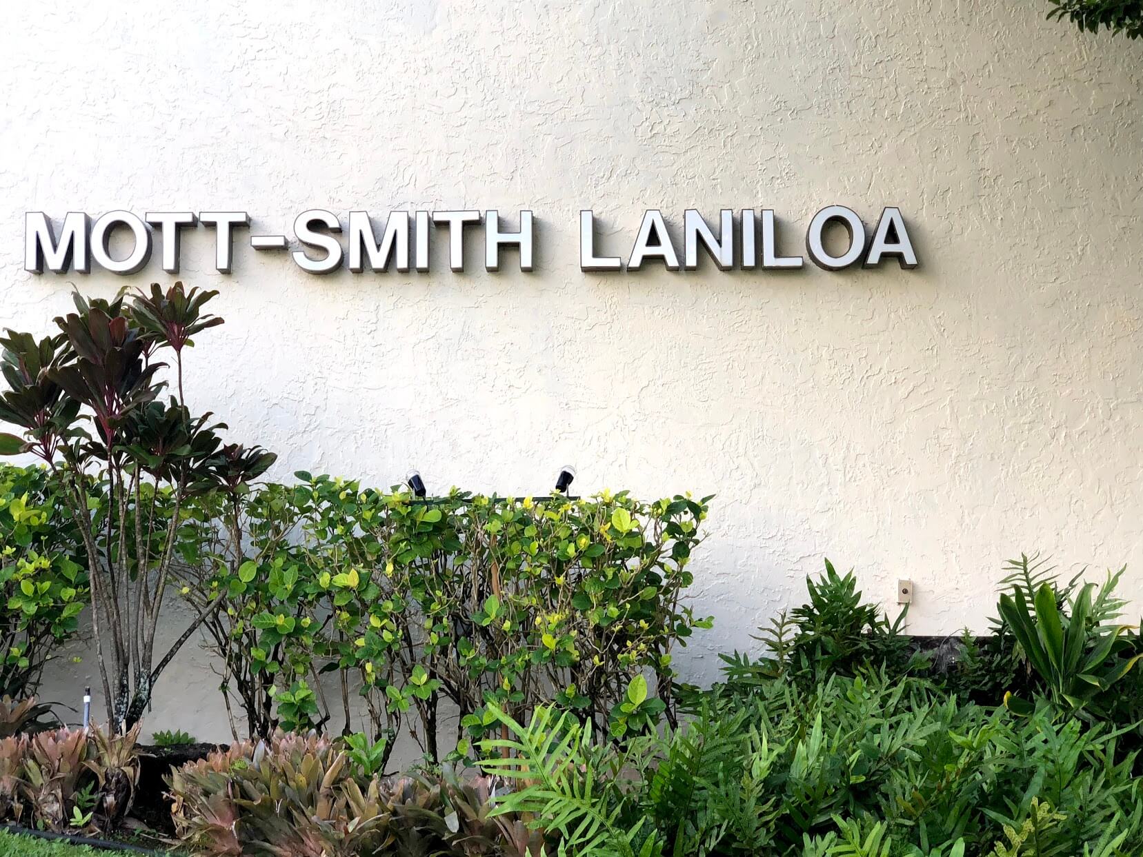 Mott-Smith Laniloaの看板