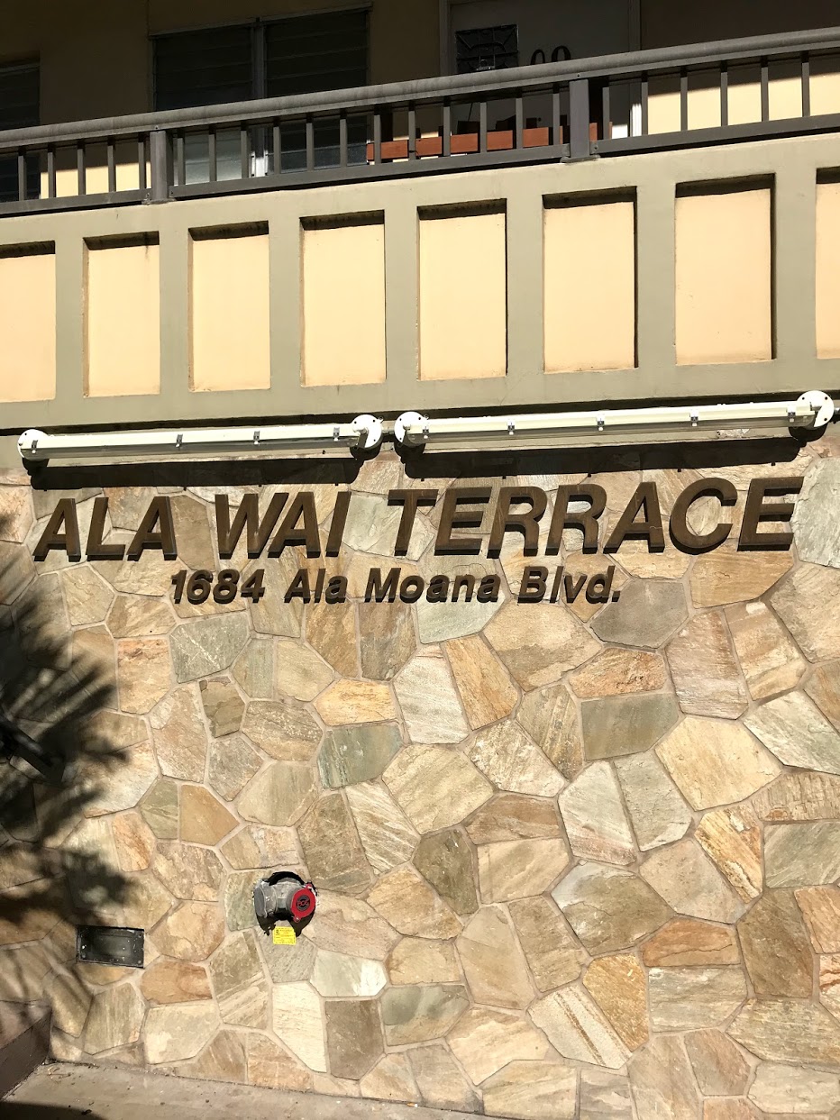 Ala Wai Terraceの看板